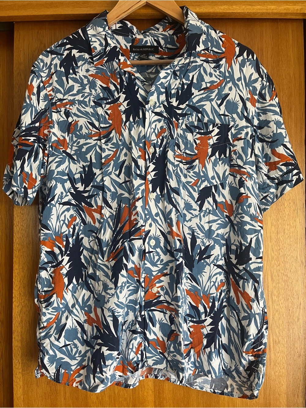 Banana Republic Navy, Rust & Light Blue Tropical Leaf Camp Shirt